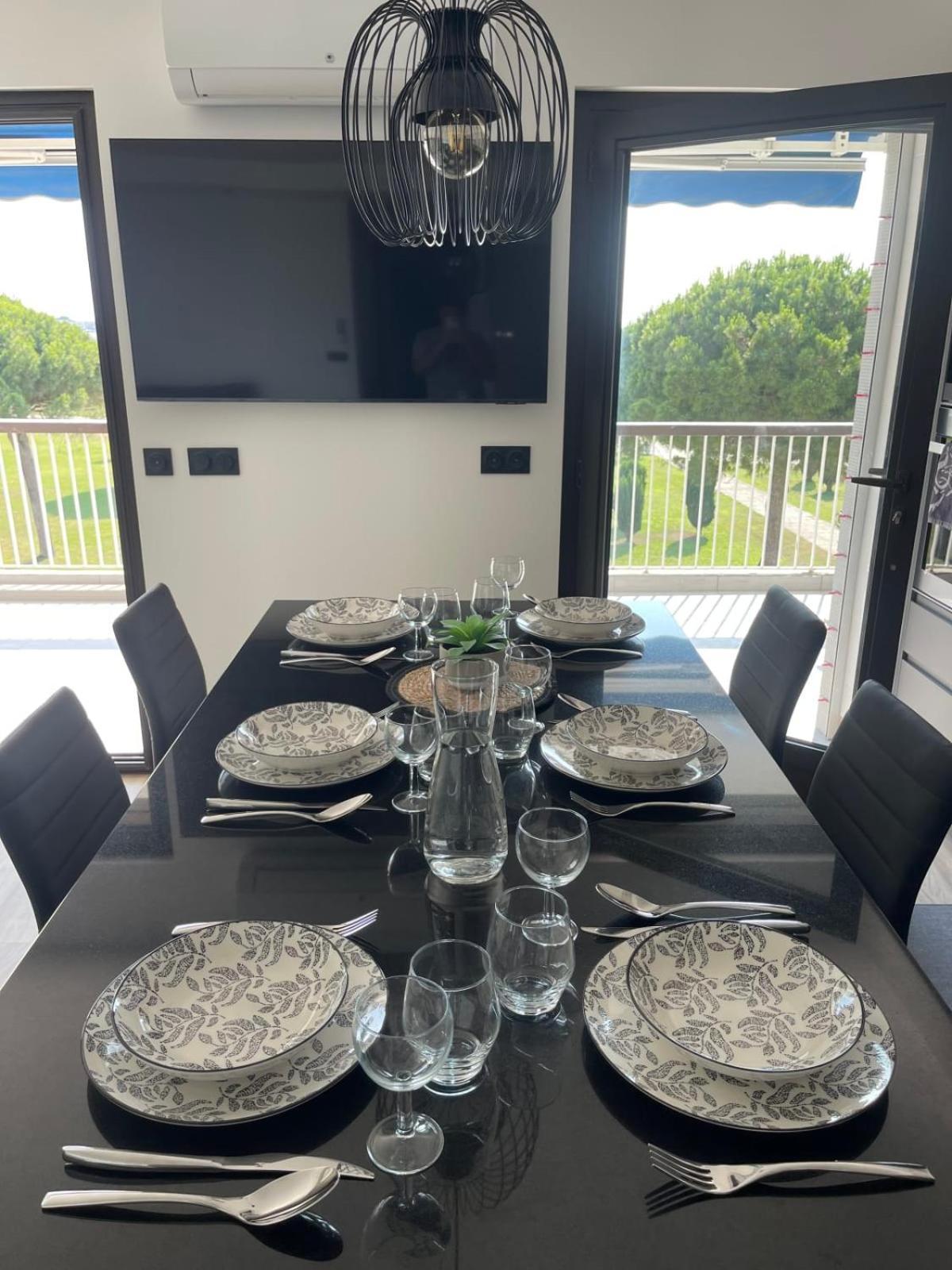 Le Mistral Appartement Standing Avec Vue Mer Exceptionnelle En 1Ere Ligne Le Grau-du-Roi Exterior foto