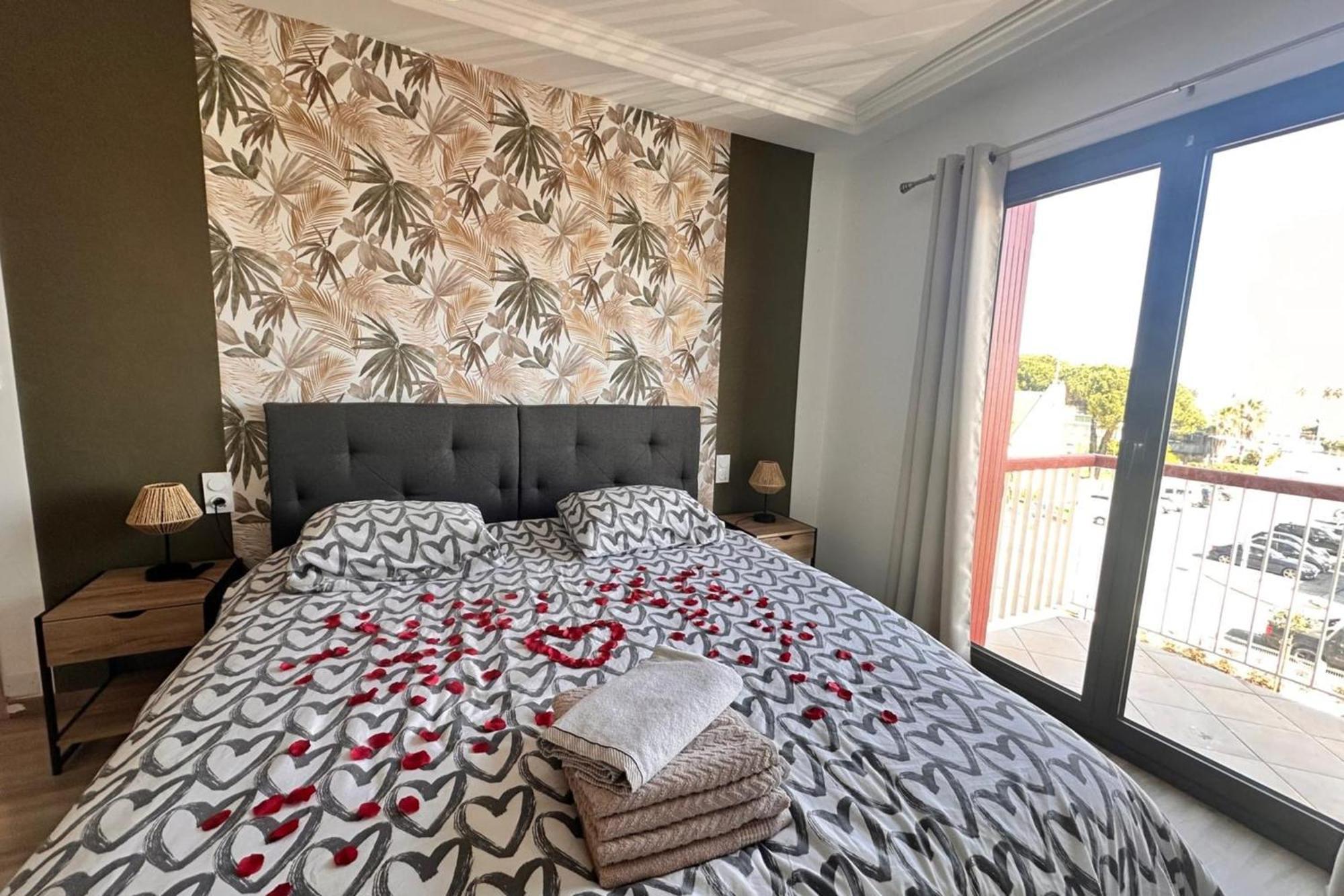 Le Mistral Appartement Standing Avec Vue Mer Exceptionnelle En 1Ere Ligne Le Grau-du-Roi Exterior foto