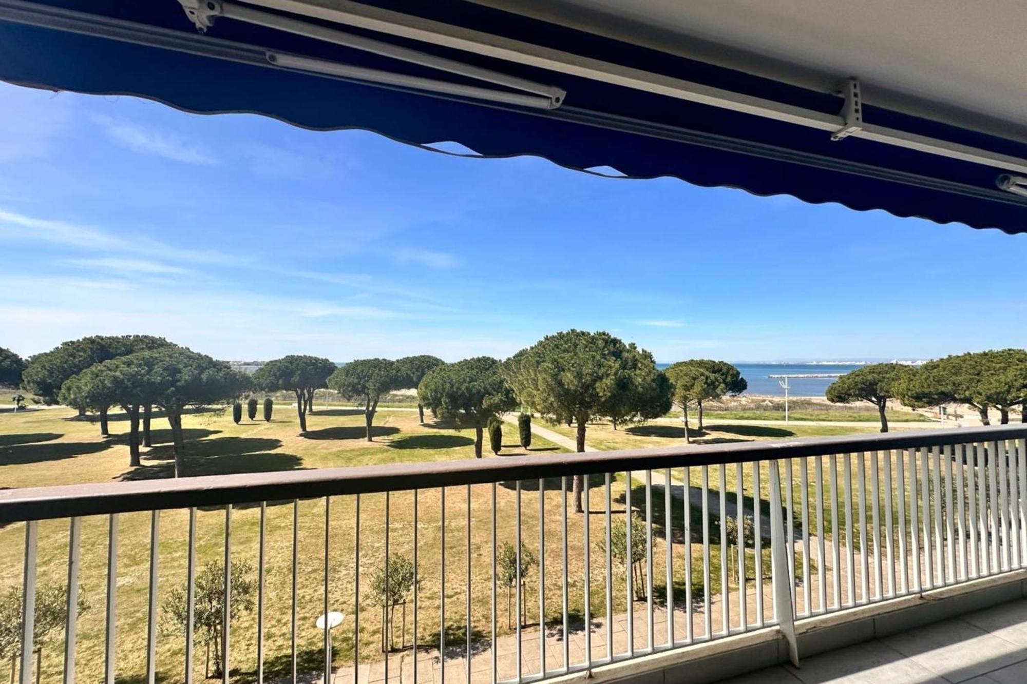 Le Mistral Appartement Standing Avec Vue Mer Exceptionnelle En 1Ere Ligne Le Grau-du-Roi Exterior foto